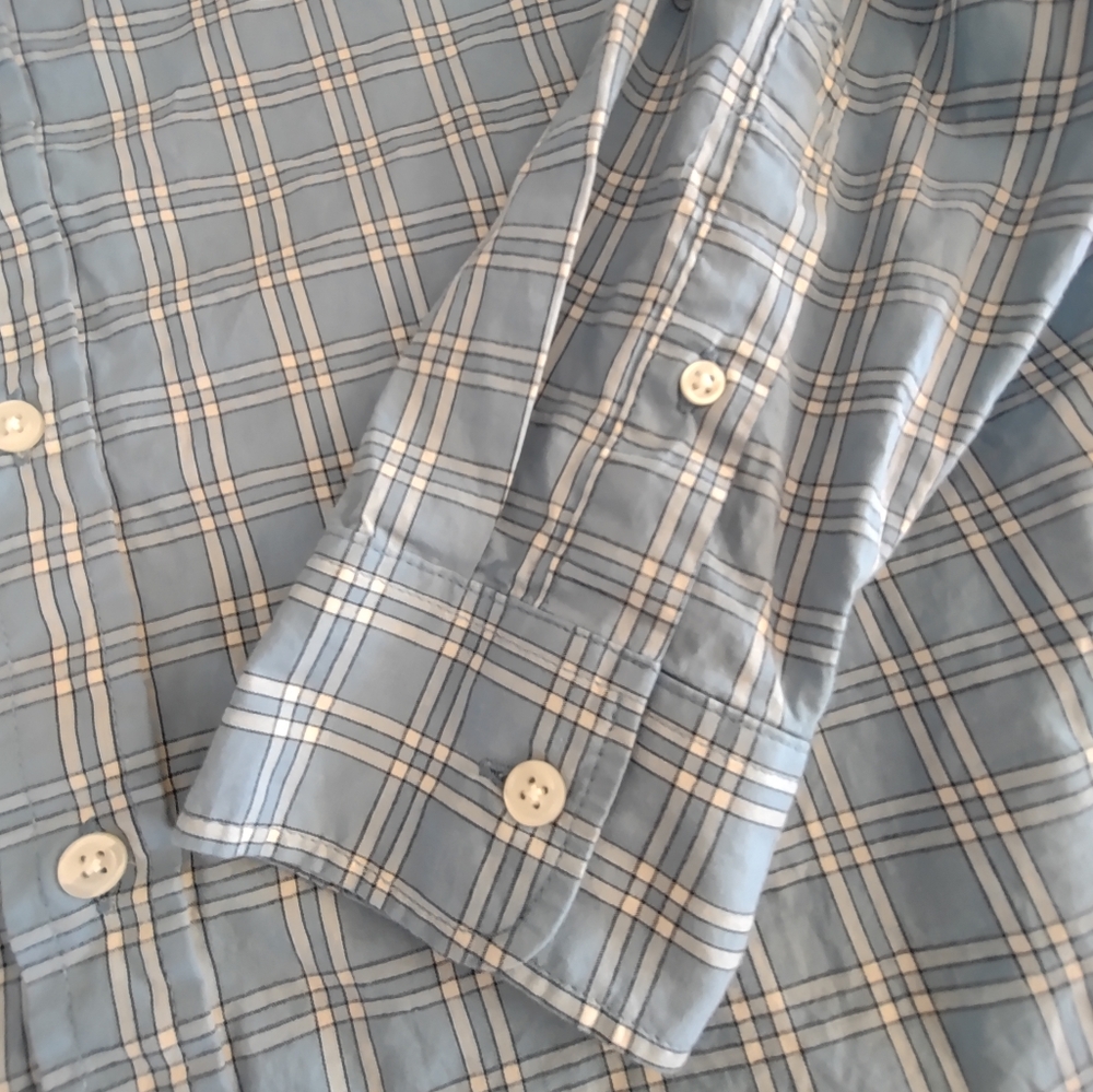 Regular Fit With Build-In-Flex By Old Navy Medium - image 5